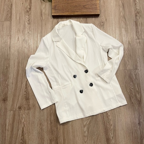 Aaron & Amber Blazer - Picture 5 of 7